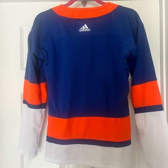 NY ISLANDERS FANATICS BLUE JERSEY WOMEN - Picture 4 of 5
